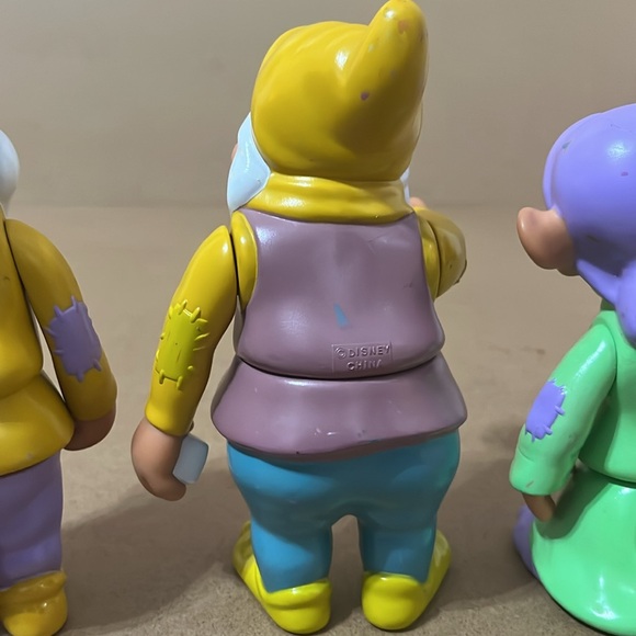 Disney Snow White Dwarfs - Picture 9 of 10